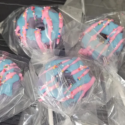 Red Velvet Pops